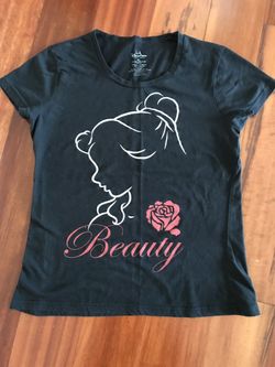 Women’s beauty and the beast XL T-shirt