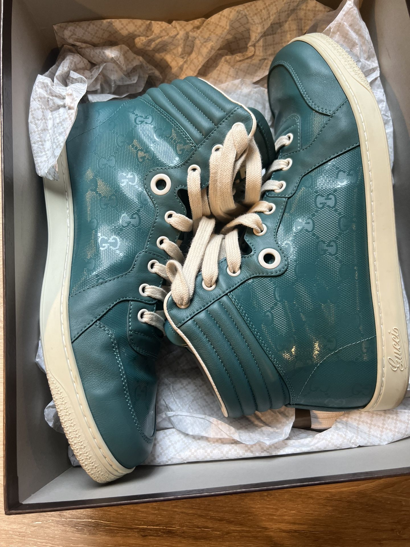 Gucci Size 9.5