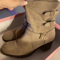 Women’s Crown Vintage Boots