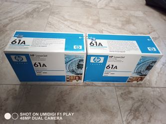 2 New Genuine HP 61A (C8061A) Toner Cartridge
