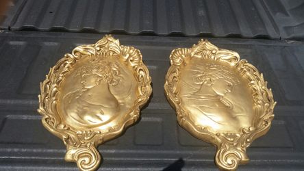 Vintage Victorian Wall Plaques 