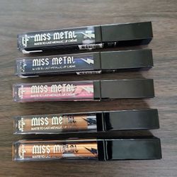 Miss Metal Lip Creme