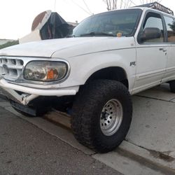  Ford Explorer 97 V8 302