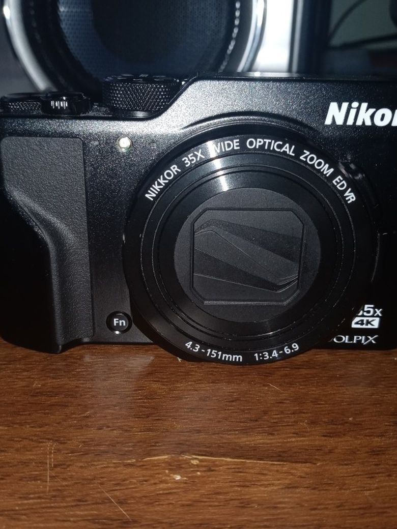 Nikon A1000 Coolpix 4k 35x Zoom.