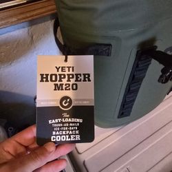 Yeti Hopper M20 soft Backpack Ice Chest Bag