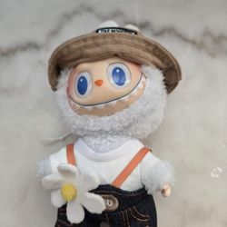 LaBubu Fall In Wild 🍃 