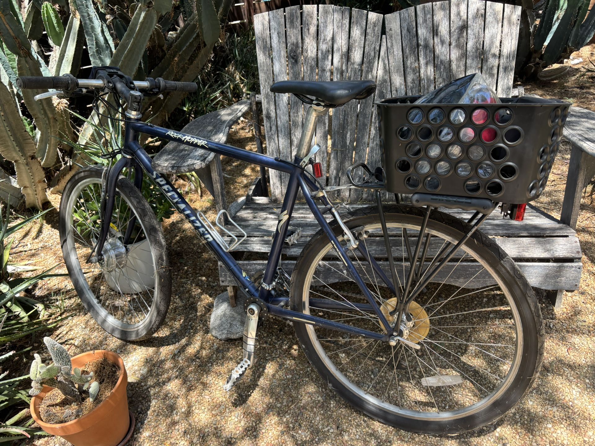 Rock hopper Specializer Mountain Bike With Battery Assist 