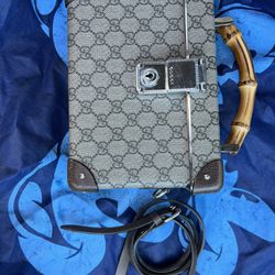 Authentic Gucci Globetrotter Beauty Case Shoulder Bag