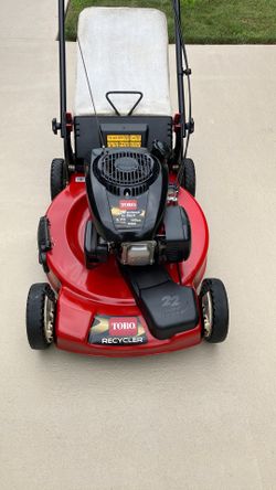 LAWNMOWER by TORO 6.75 Torque 149cc KOHLER EngineSELF-PROPELLED Front Wheel Drive 22” Deck Runs Great 👍