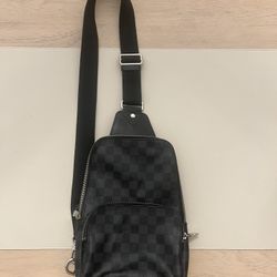Louis Vuitton Avenue Sling Bag