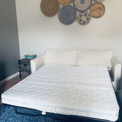 Sofa Queen Size Pull Out bed