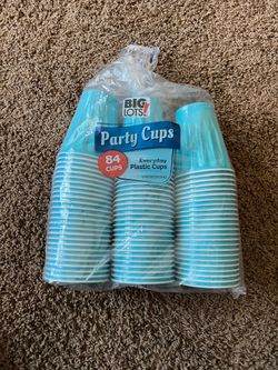 18 oz Party Cups, 84 cups. NEW, (like Solo Cups)