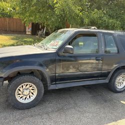 1998 Ford Explorer