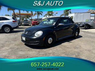 2013 Volkswagen Beetle Convertible 2.5L 50s Edition