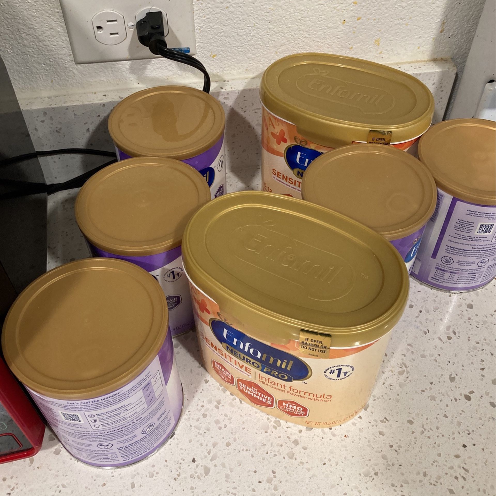 I Have Four New Purple Cans 50$  Can Meet Today