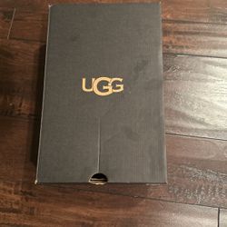 New Tasman Uggs Size 11