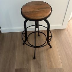 Bar stools (set of 2)
