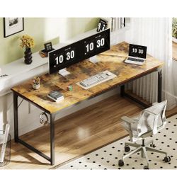  63 Inches Large Computer Desk for Home Office, Modern Desk for Small Spaces, Writing Desk 