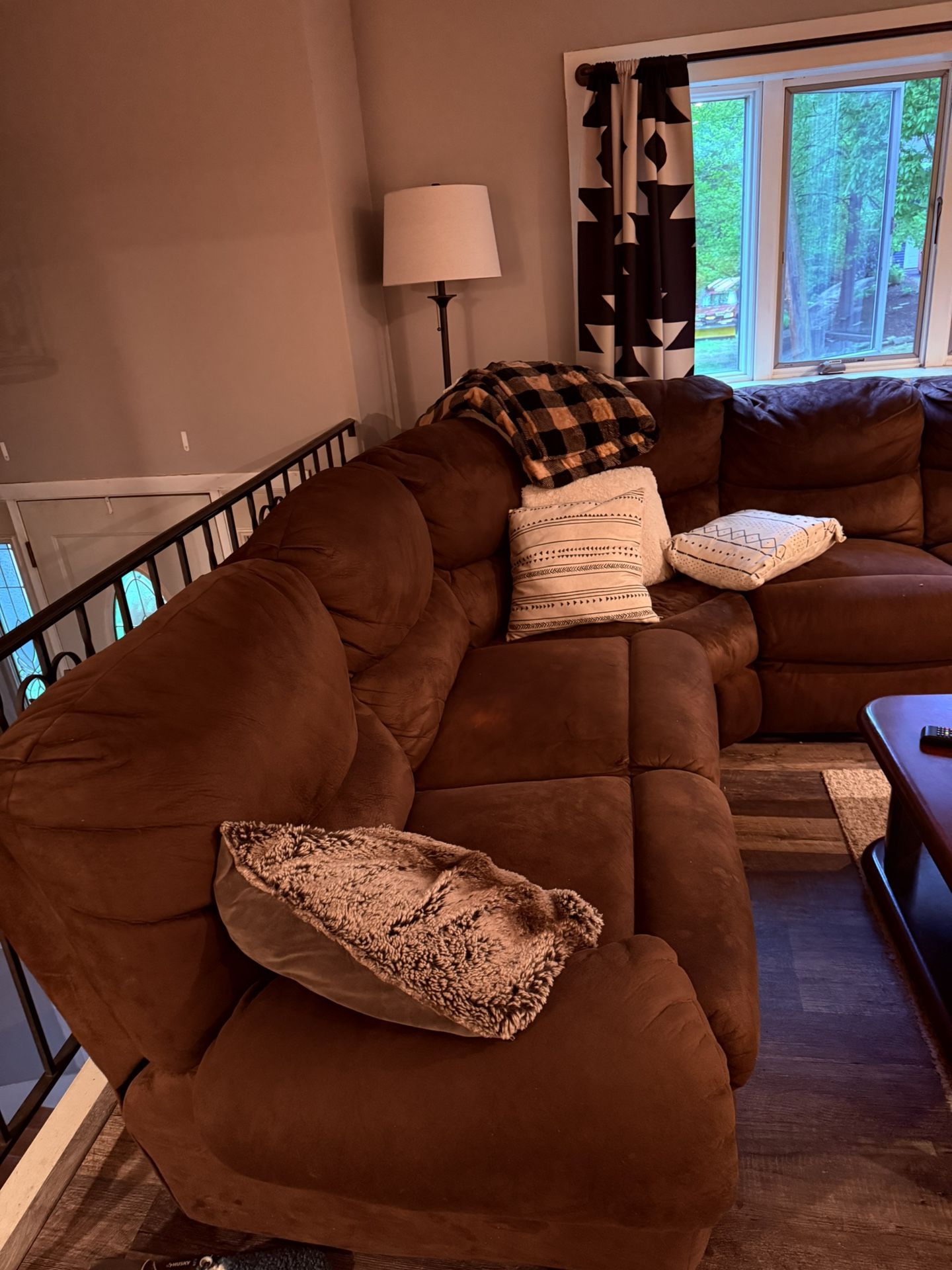 Sectional couch