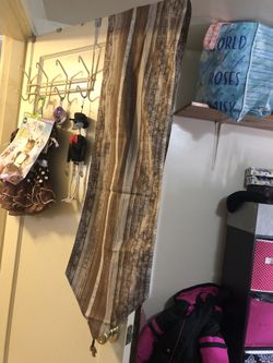 106 Inch Wood Pattern Runners (5 Peices)