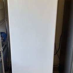 Thomson 6.5 Cu Freezer