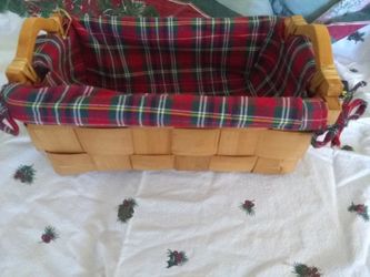 Christmas Basket And Tablecloth