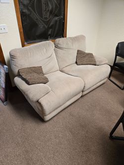 Reciner sofa
