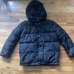 Black GAP Puffer Jacket