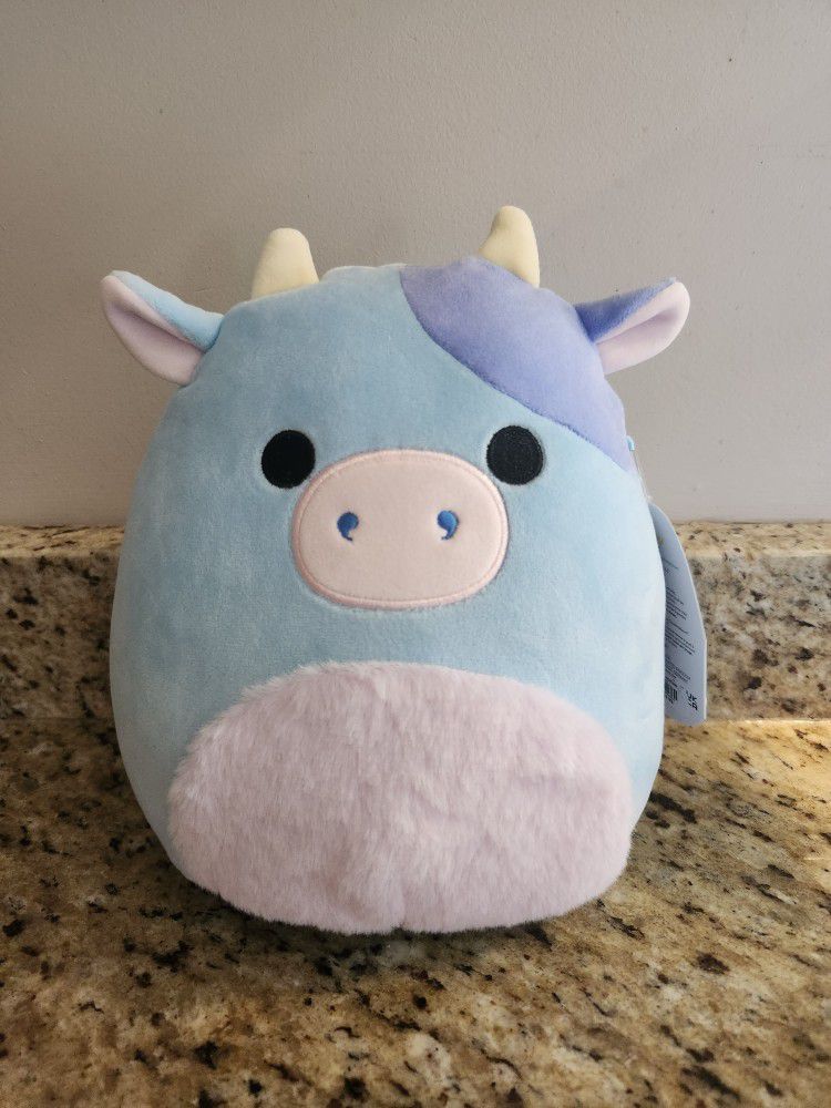 Squishmallows- Clayton The Blue Cow 8"