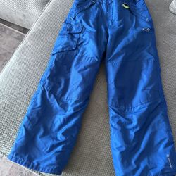 Boys 6/7 Snow Jacket, Pants And Gloves