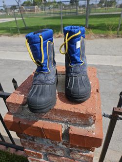Snow Boots