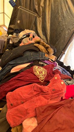 Pallets of name brand clothes