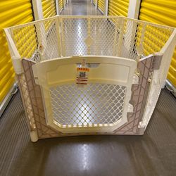 New Toddleroo North States Superyard 6 Panel Door Gate Play Yard Free Standing 26" Tall Adjustable