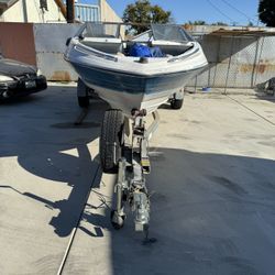 1988 Bayliner Capri Boat Speed 