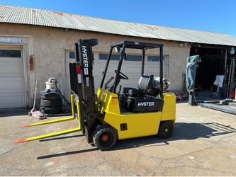 Forklift (Check Description)