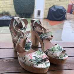 H&M Women’s Floral Platforms Shoes Size 10