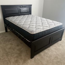 Queen Solid Wood Bed & Spring Bamboo Mattress $540