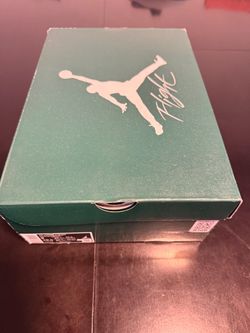 Jordan 4 (Oxidized Green)