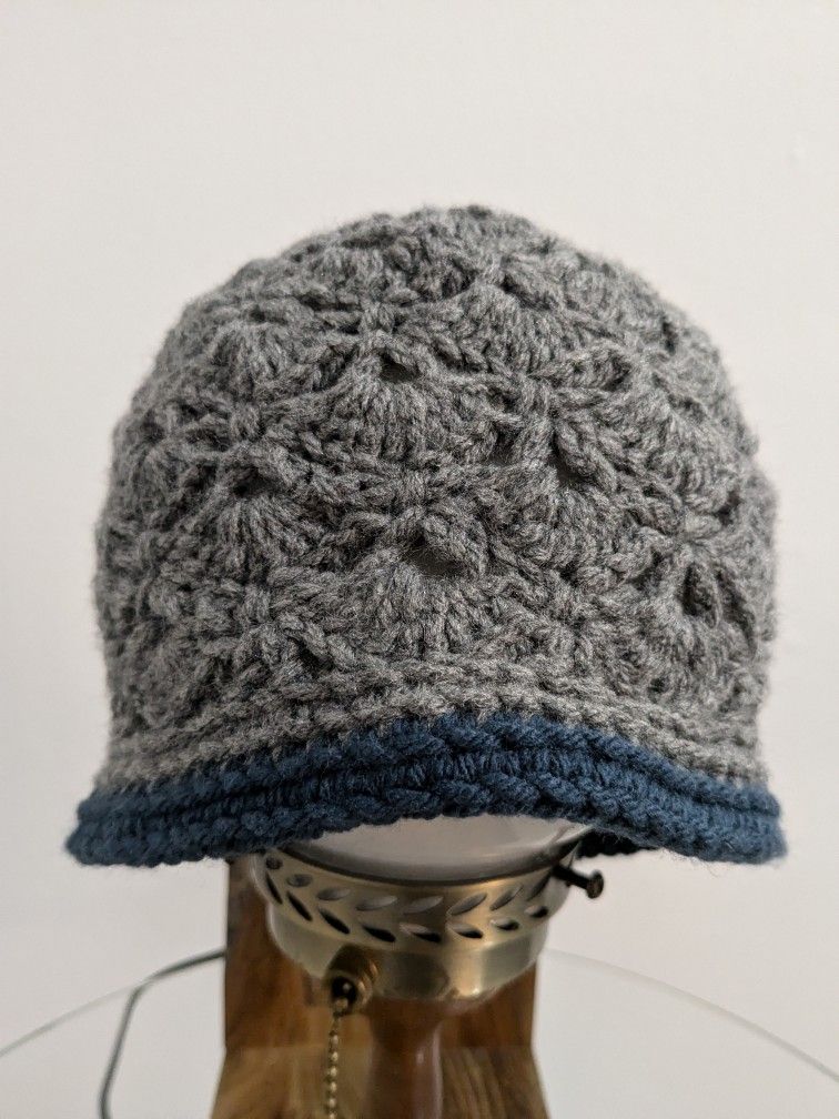 Handcrafted Cute Warm Shell stitch Pattern Hat