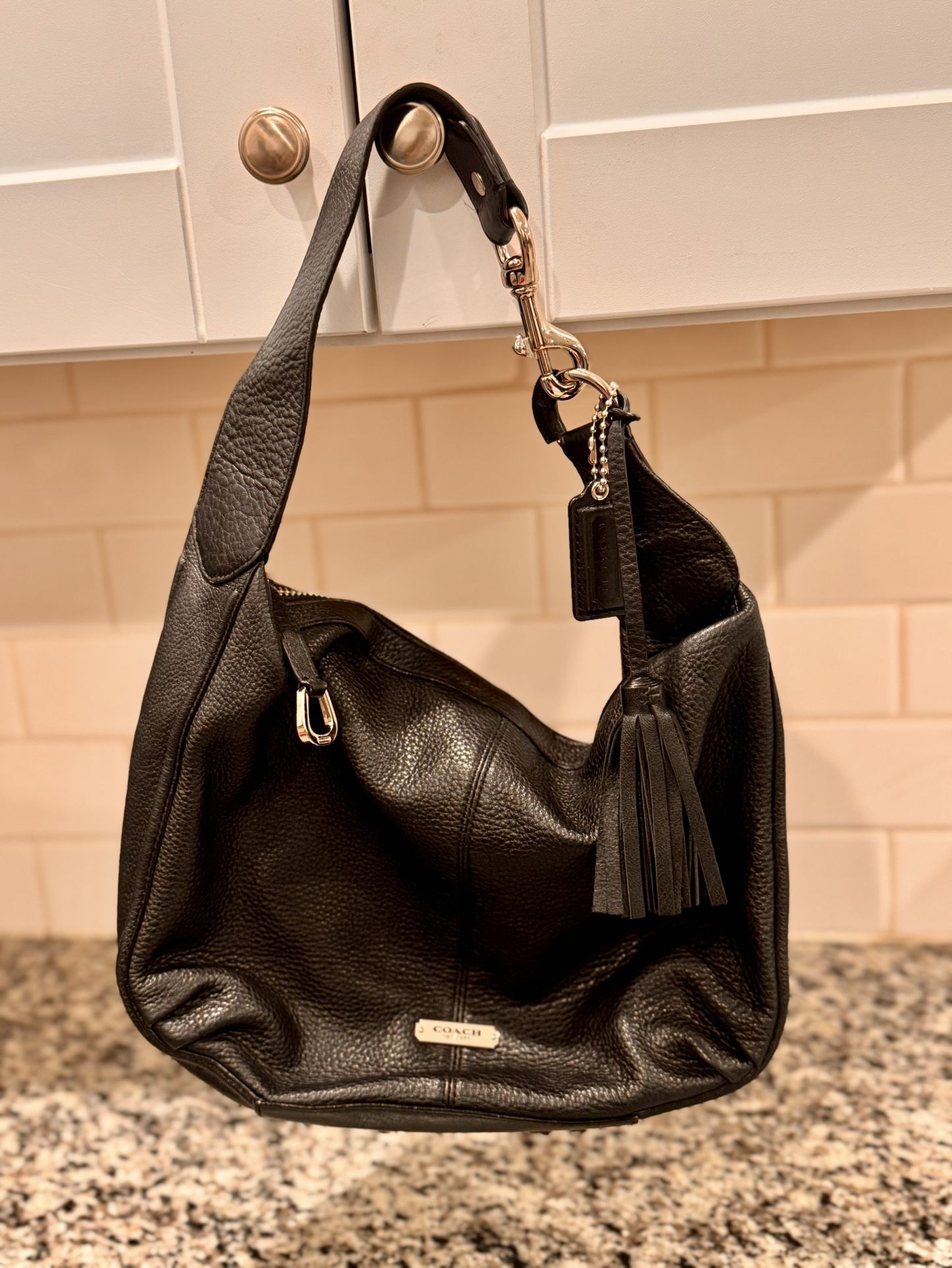 Coach Avery Leather Hobo Shoulder Purse