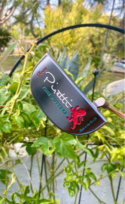 Piretti The Bosa Putter