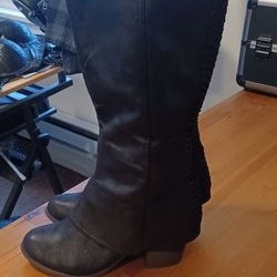 Excellent Condition Fergalicious Braid Back Boots Black Women's Size 9.5 