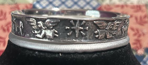 Retired James Avery nativity scene bangle bracelet