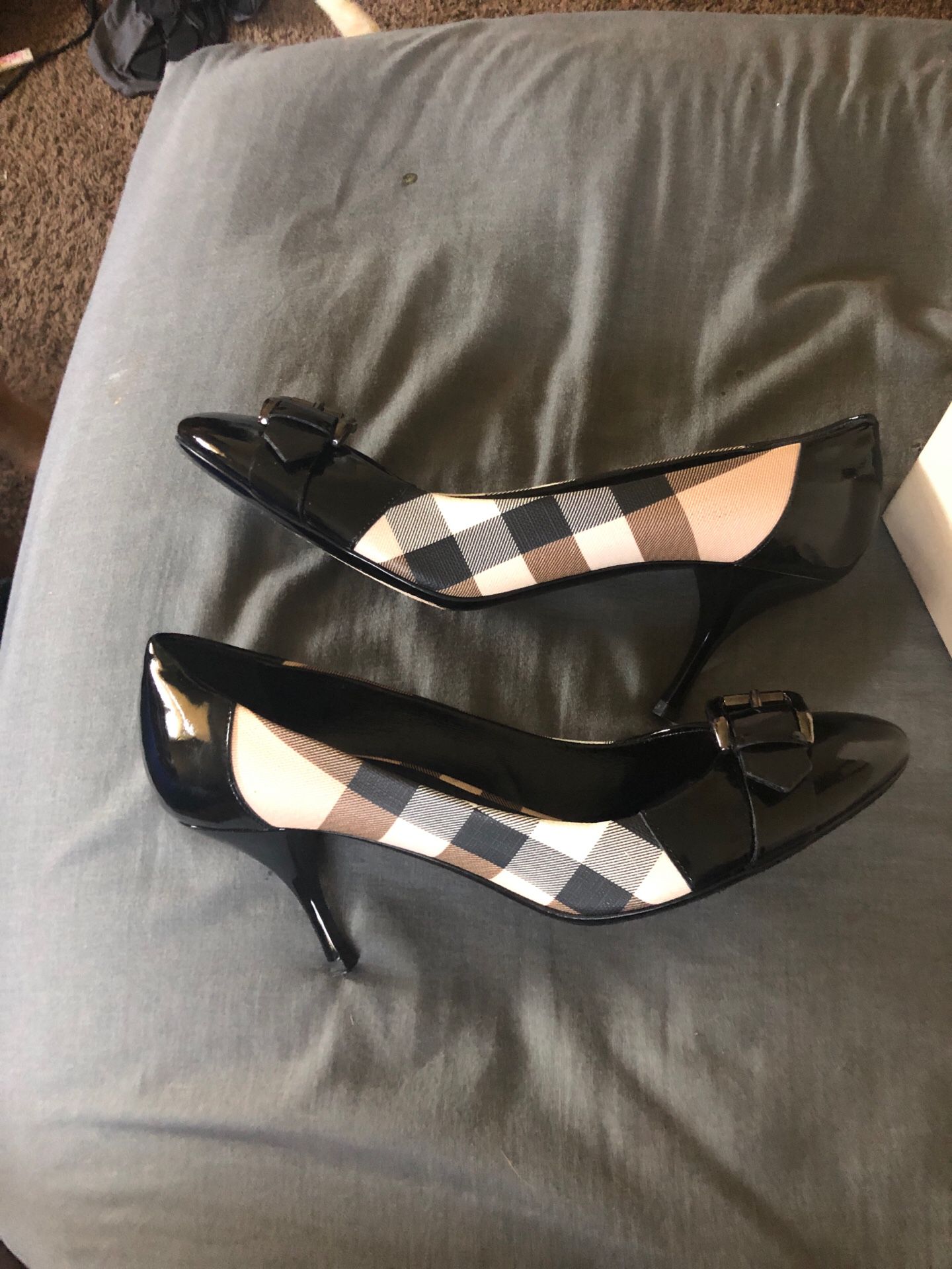 Burberry heels