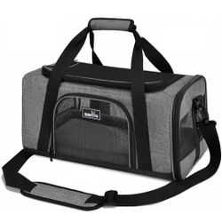 Wakytu TSA Approved Pet Carrier for Small Medium Cats and Dogs
Size Small
