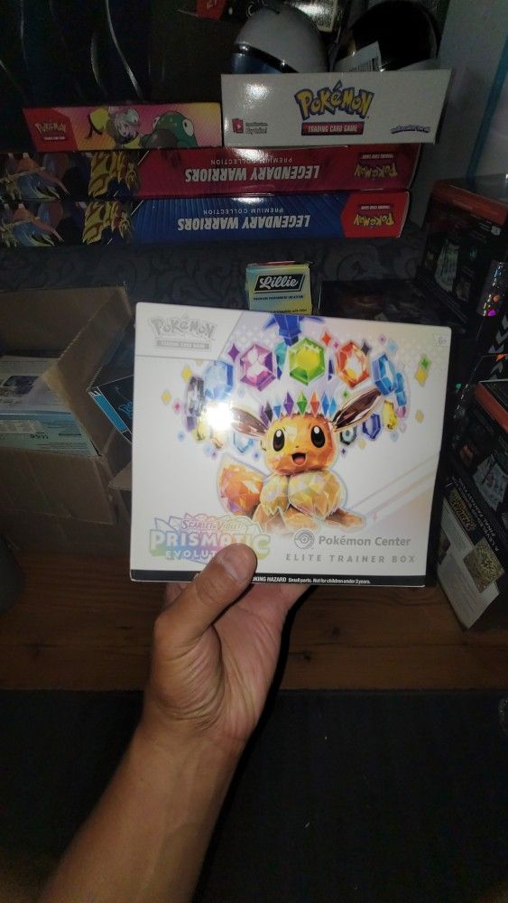 Prismatic Evolutions Pokemon Center Elite Trainer Box (Exclusive) - Small Tear