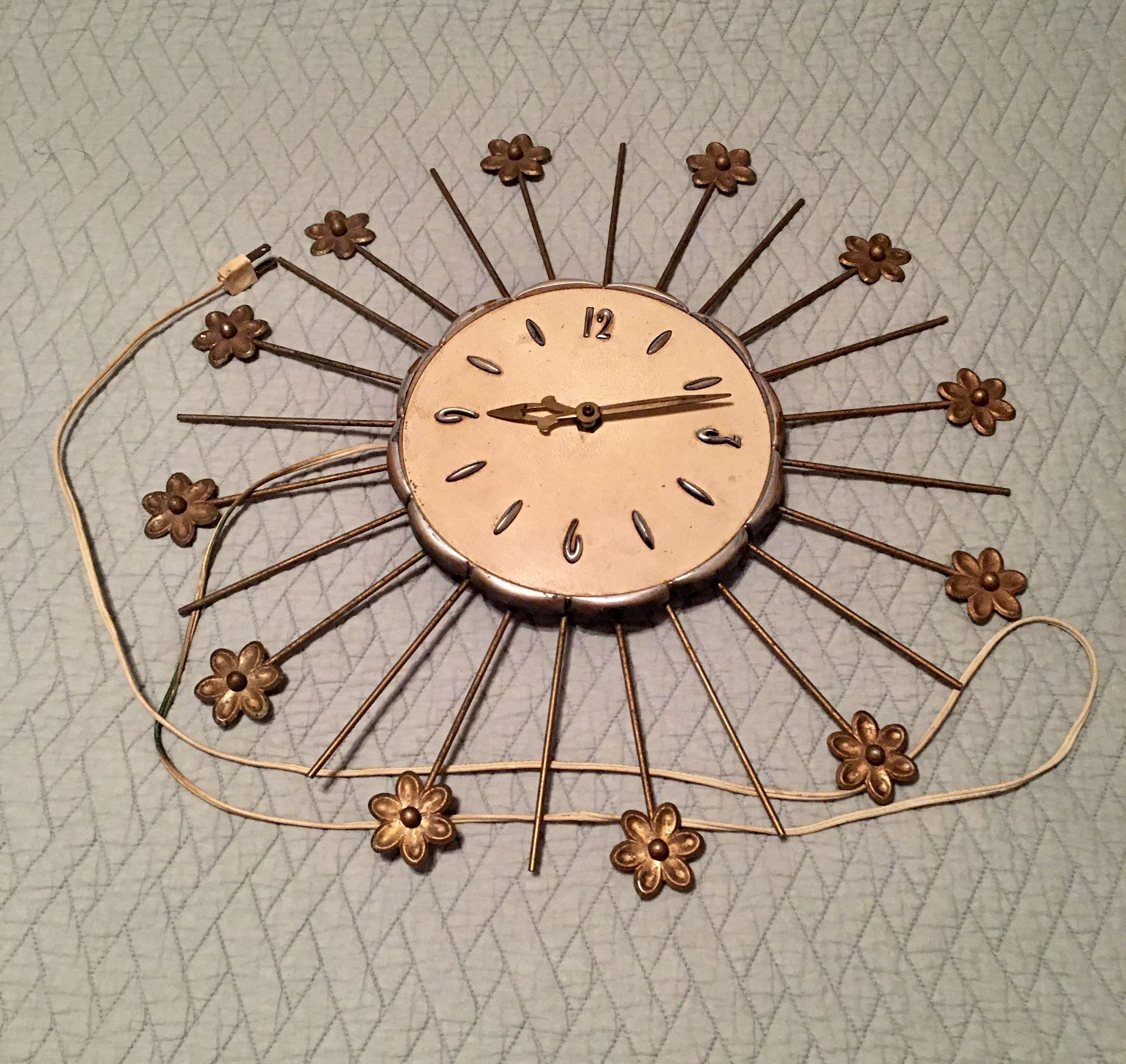Mid Century Atomic Clock 