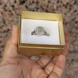14k Diamond Ring