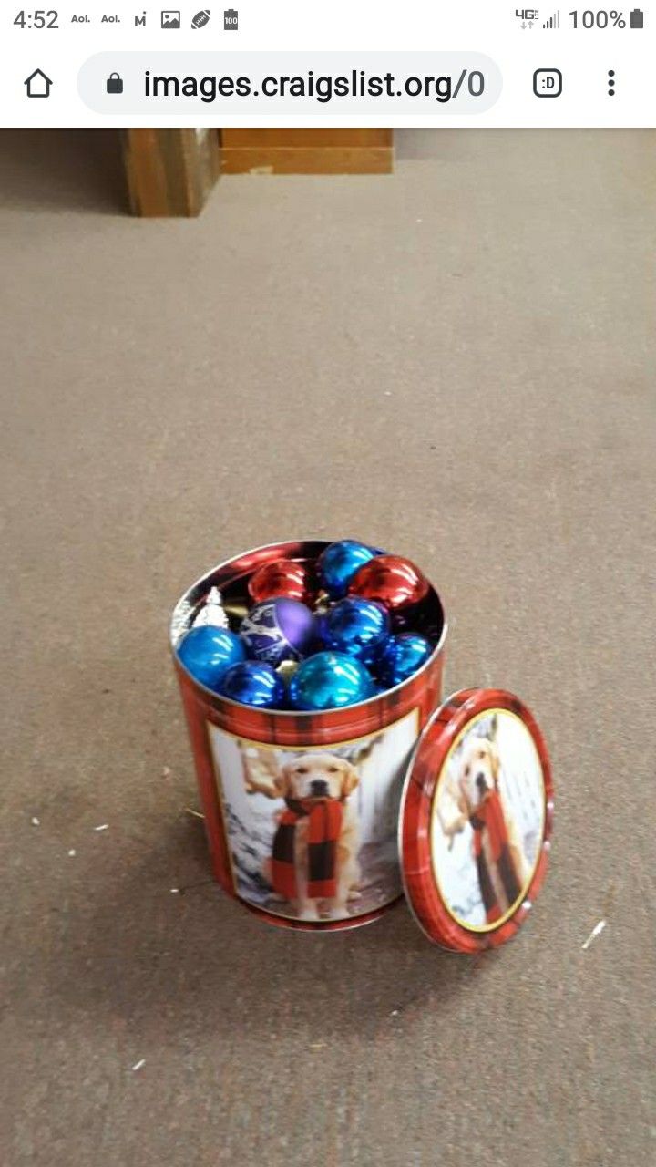 FULL TIN OF CHRISTMAS BALLS