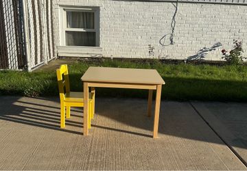 Humble Crew Kids Table and chair